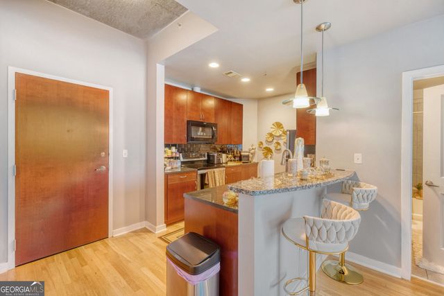 400 W Peachtree Street NW 2615, Atlanta, GA 30308