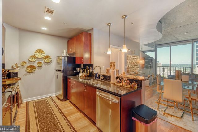 400 W Peachtree Street NW 2615, Atlanta, GA 30308