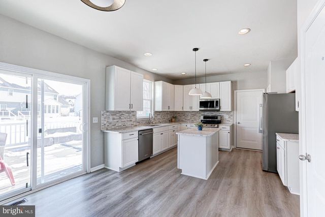 3 BARCUS CT, Townsend, DE 19734