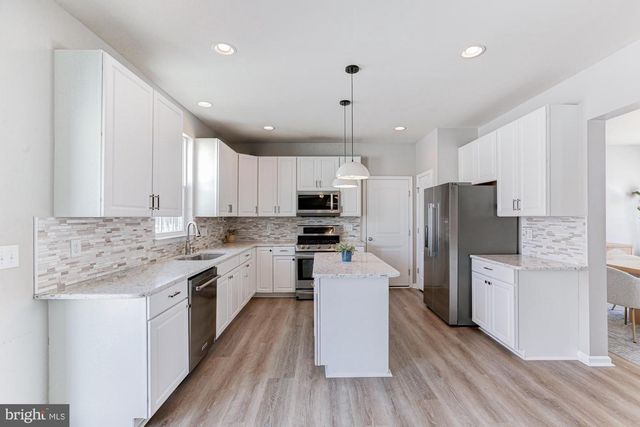 3 BARCUS CT, Townsend, DE 19734