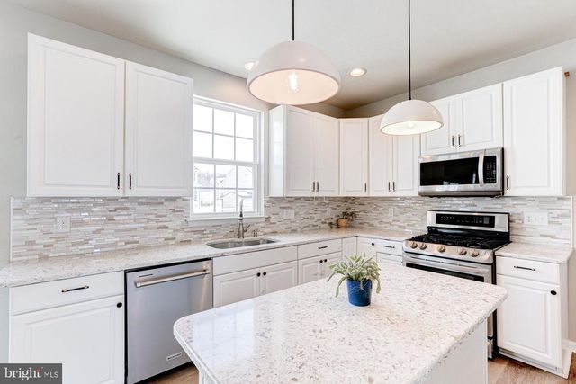 3 BARCUS CT, Townsend, DE 19734