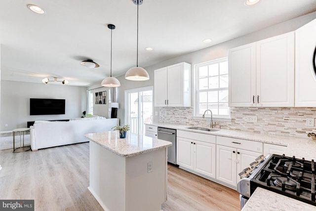 3 BARCUS CT, Townsend, DE 19734