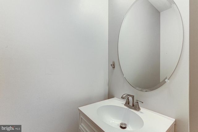 3 BARCUS CT, Townsend, DE 19734