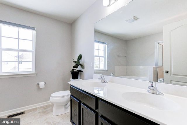 3 BARCUS CT, Townsend, DE 19734