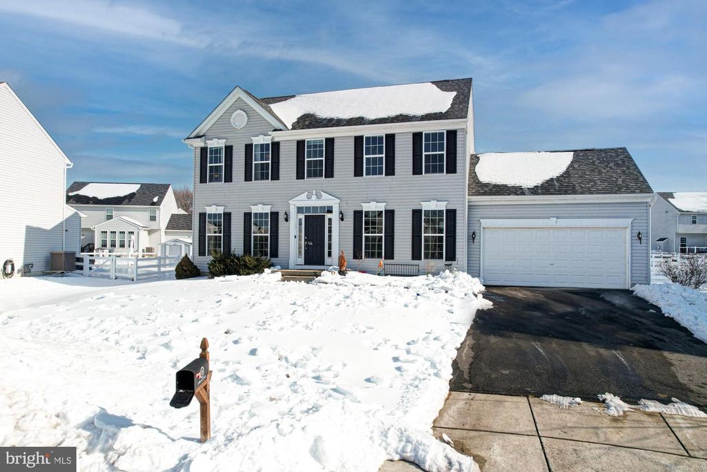 3 BARCUS CT, Townsend, DE 19734