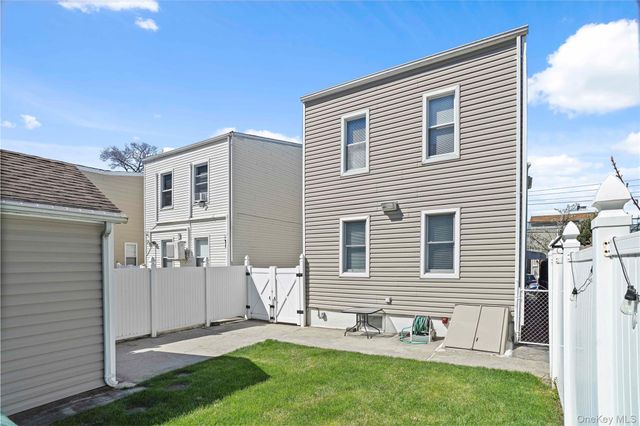 23-37 124th Street, College Point, NY 11356