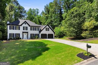 4220 Singing Post Lane NE, Roswell, GA 30075