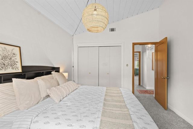 11009 Dutton Drive, La Mesa, CA 91941