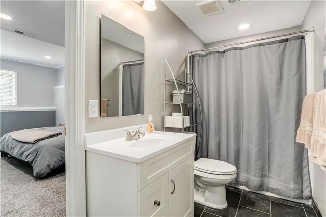 6302 W 133rd Terrace, Overland Park, KS 66209
