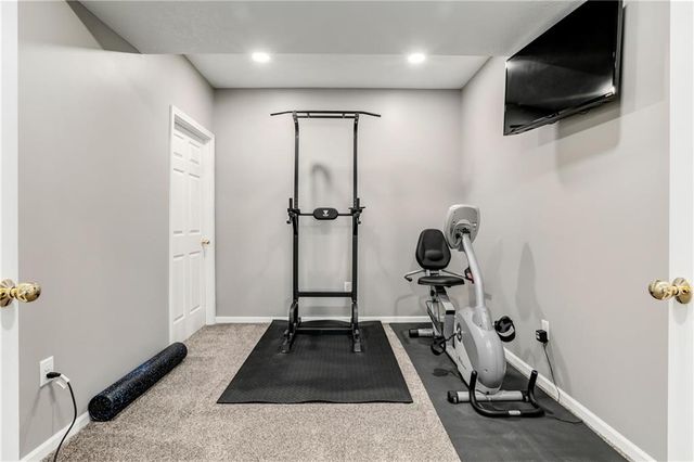 6302 W 133rd Terrace, Overland Park, KS 66209