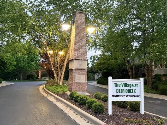 6302 W 133rd Terrace, Overland Park, KS 66209