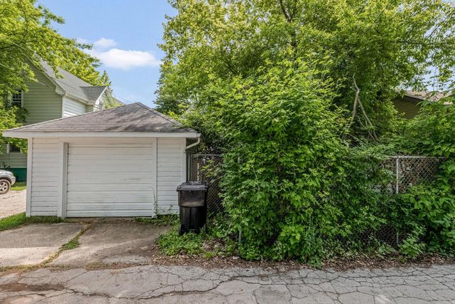 1648 Boyd AVENUE, Racine, WI 53405