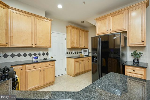 7166 LITTLE THAMES DR, Gainesville, VA 20155