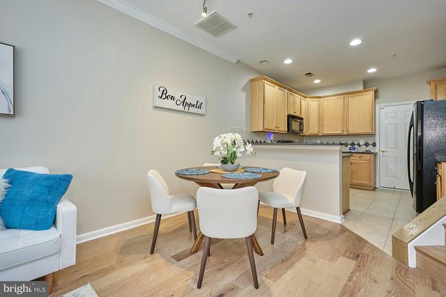 7166 LITTLE THAMES DR, Gainesville, VA 20155