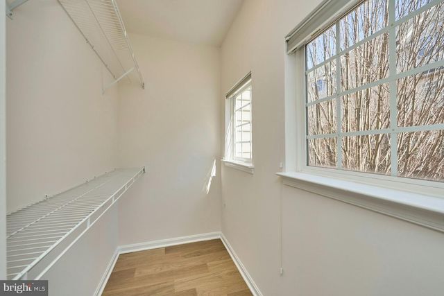 7166 LITTLE THAMES DR, Gainesville, VA 20155