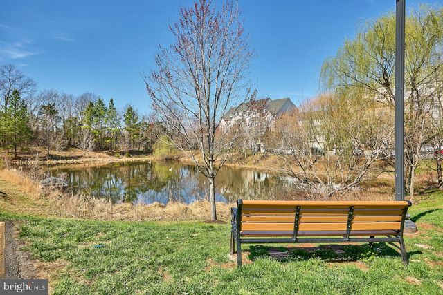 7166 LITTLE THAMES DR, Gainesville, VA 20155