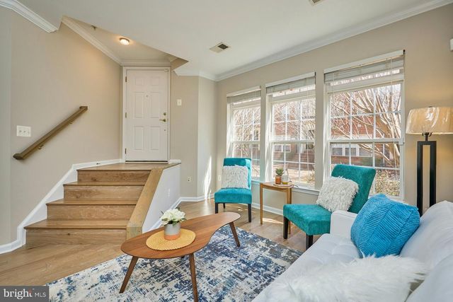 7166 LITTLE THAMES DR, Gainesville, VA 20155