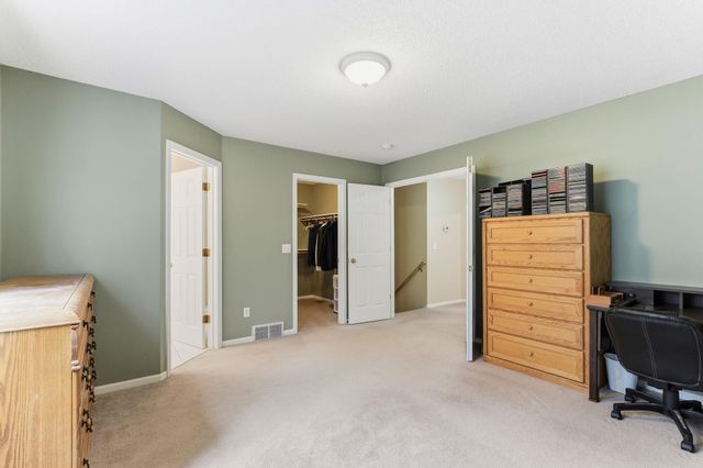 2131 Viking Boulevard NW, Oak Grove, MN 55011