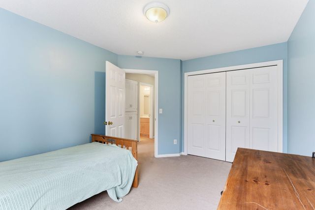 2131 Viking Boulevard NW, Oak Grove, MN 55011