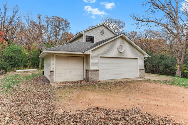 2131 Viking Boulevard NW, Oak Grove, MN 55011