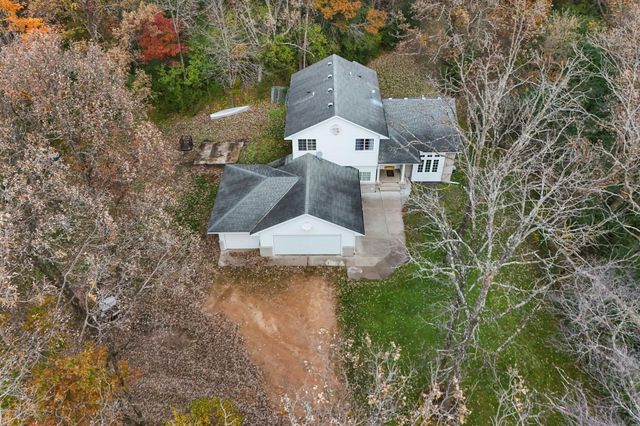 2131 Viking Boulevard NW, Oak Grove, MN 55011