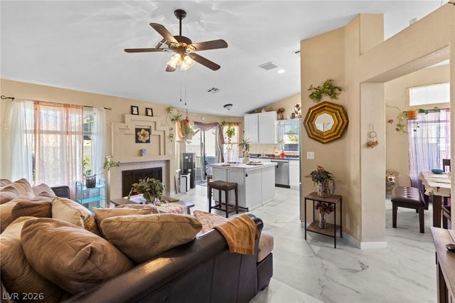 260 Prairie Rose Street, Henderson, NV 89015