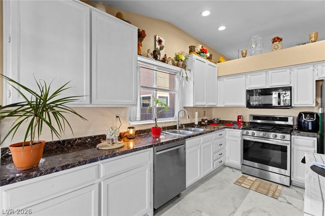 260 Prairie Rose Street, Henderson, NV 89015