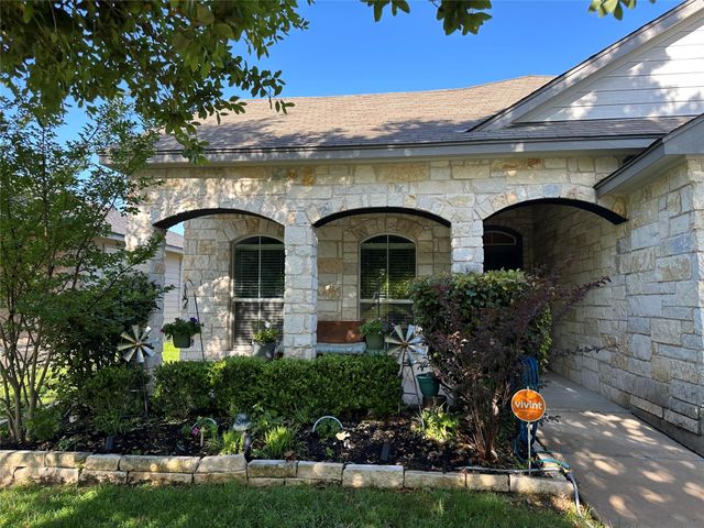 310 Baldwin ST, Hutto, TX 78634