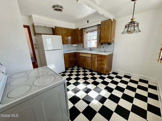 3142 Turnbull Street, Rotterdam, NY 12306