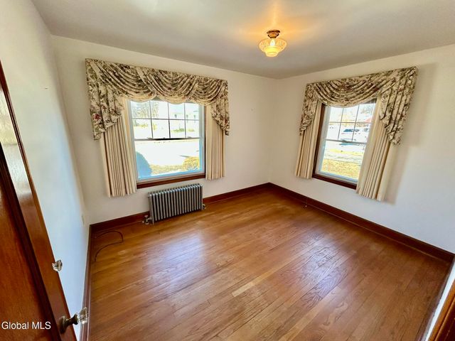 3142 Turnbull Street, Rotterdam, NY 12306