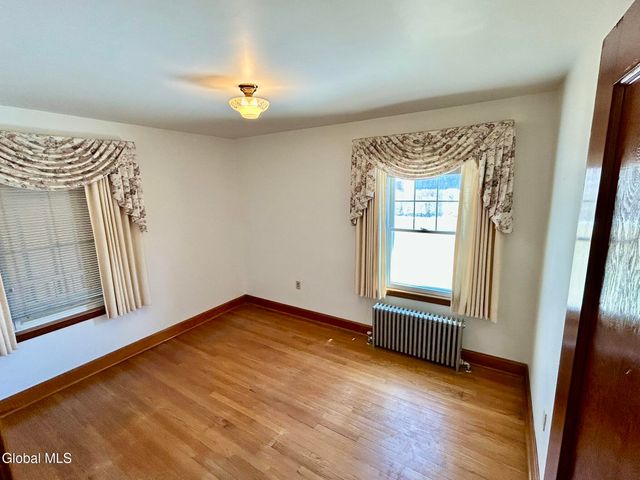 3142 Turnbull Street, Rotterdam, NY 12306