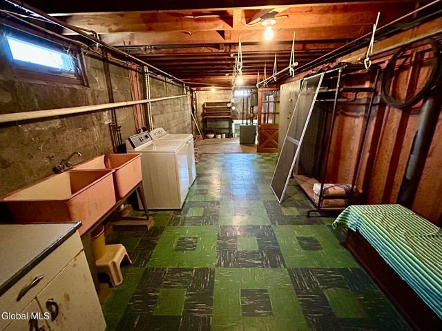 3142 Turnbull Street, Rotterdam, NY 12306