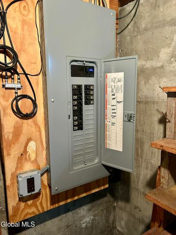 3142 Turnbull Street, Rotterdam, NY 12306