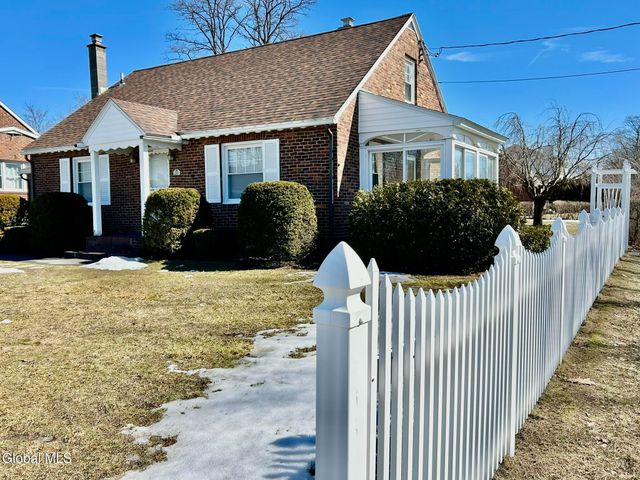 3142 Turnbull Street, Rotterdam, NY 12306