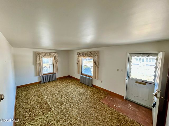 3142 Turnbull Street, Rotterdam, NY 12306