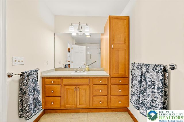 624 Delaware Avenue, Hellertown Boro, PA 18055