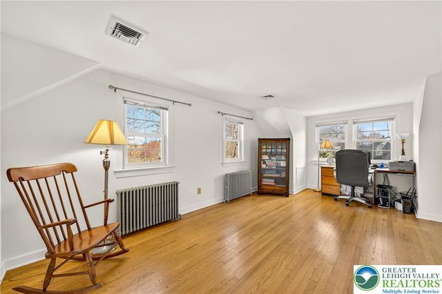 624 Delaware Avenue, Hellertown Boro, PA 18055