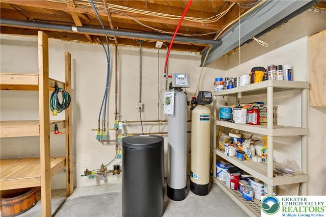 624 Delaware Avenue, Hellertown Boro, PA 18055