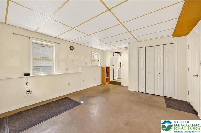 624 Delaware Avenue, Hellertown Boro, PA 18055