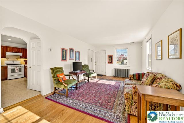 624 Delaware Avenue, Hellertown Boro, PA 18055