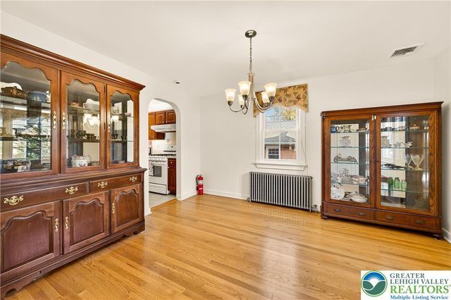 624 Delaware Avenue, Hellertown Boro, PA 18055