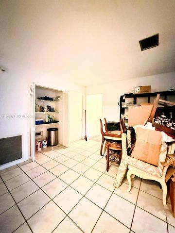 766 NW 24th Avenue, Delray Beach, FL 33445