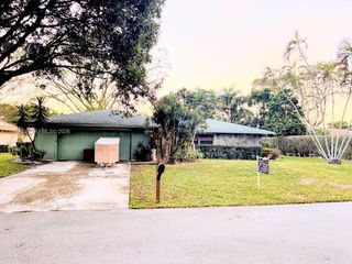 766 NW 24th Avenue, Delray Beach, FL 33445
