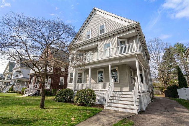 2065 Commonwealth Avenue 2065, Newton, MA 02466