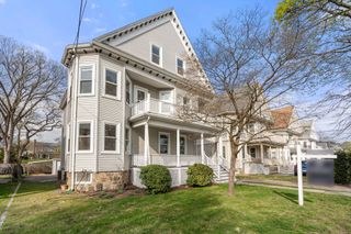 2065 Commonwealth Avenue 2065, Newton, MA 02466