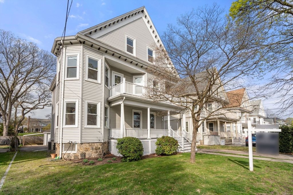 2065 Commonwealth Avenue 2065, Newton, MA 02466