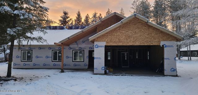 152 Danny Lane, Moyie Springs, ID 83845