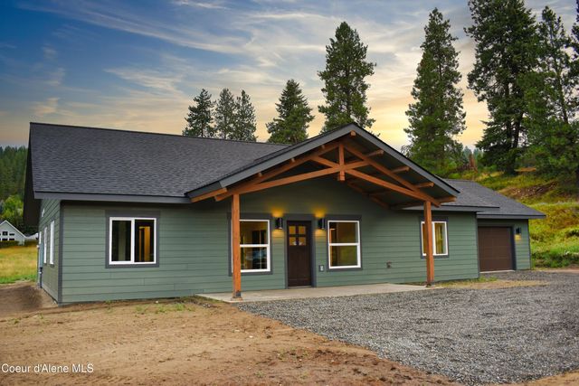 152 Danny Lane, Moyie Springs, ID 83845