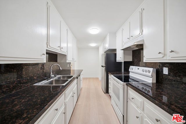 10980 Ohio Avenue 201, Los Angeles, CA 90024