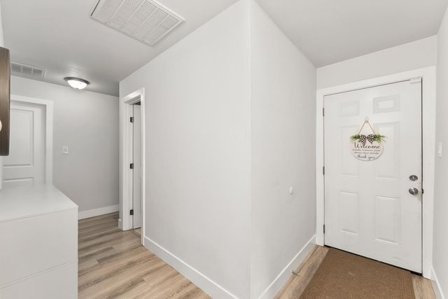 7125 Calvin Dr, Citrus Heights, CA 95621